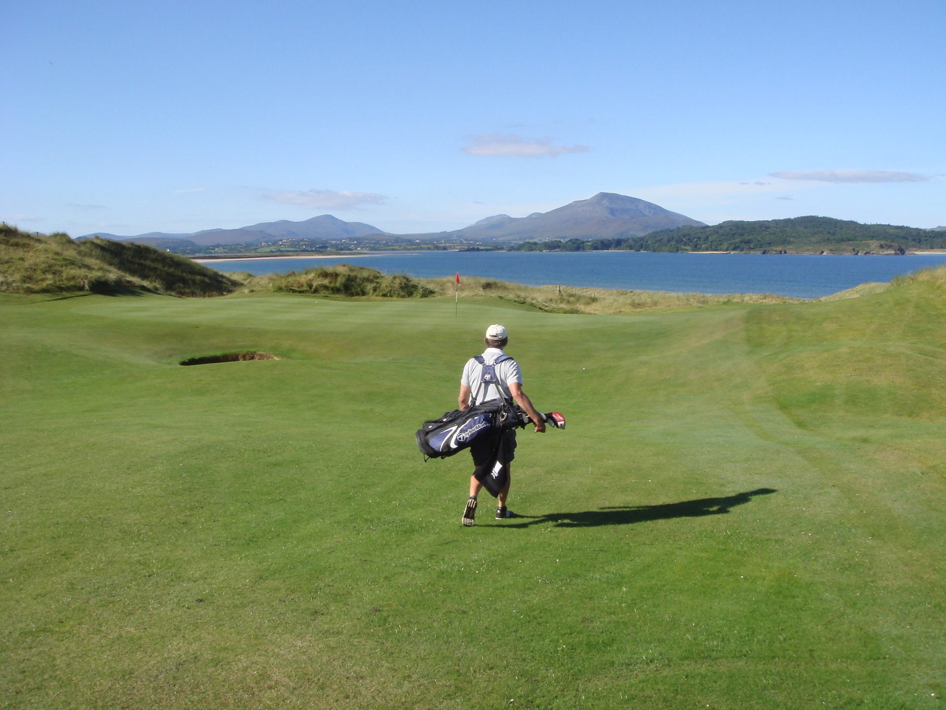 Ole alene i Verden. Nej, vi andre var også med, da vi spille fantastiske Ballyliffin.